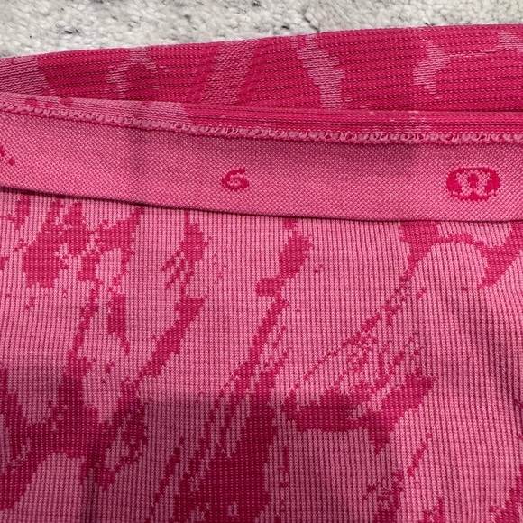 lululemon athletica, Size 6, pink camouflage, racerback tank top. - Picture 4 of 5